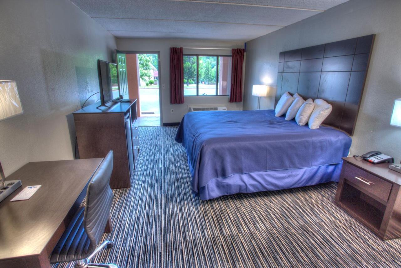 Budgetel Inn And Suites Plus Helen Eksteriør billede