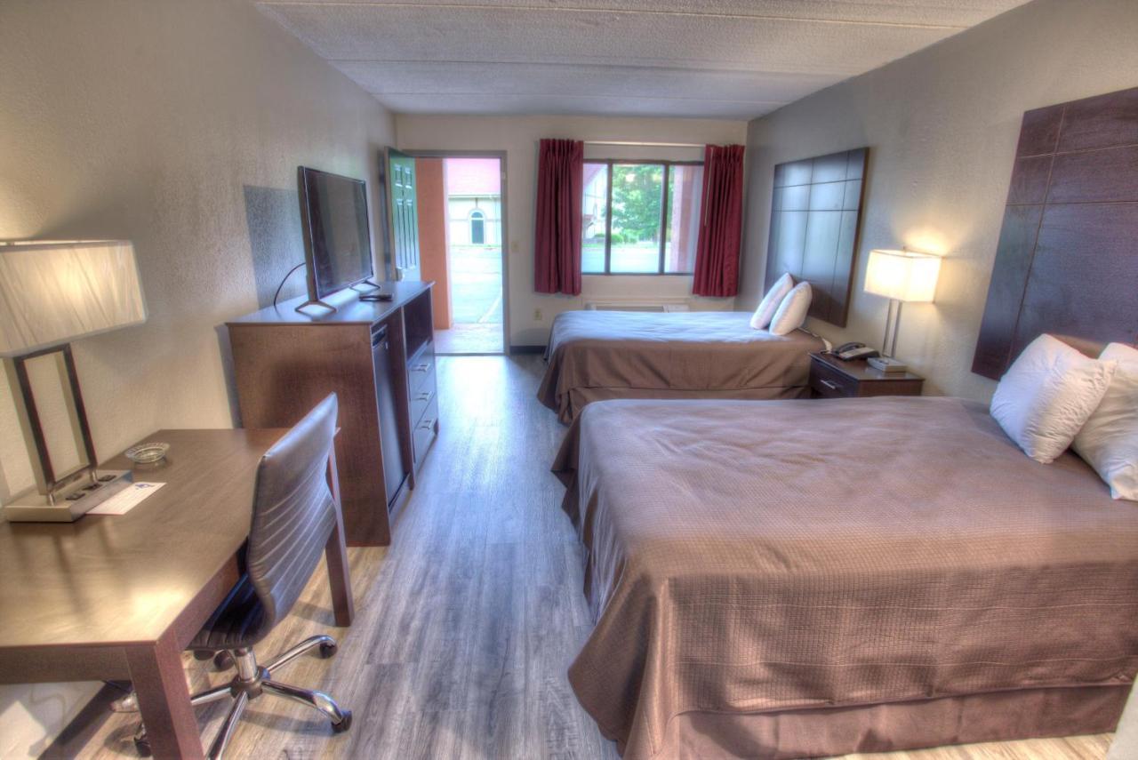 Budgetel Inn And Suites Plus Helen Eksteriør billede